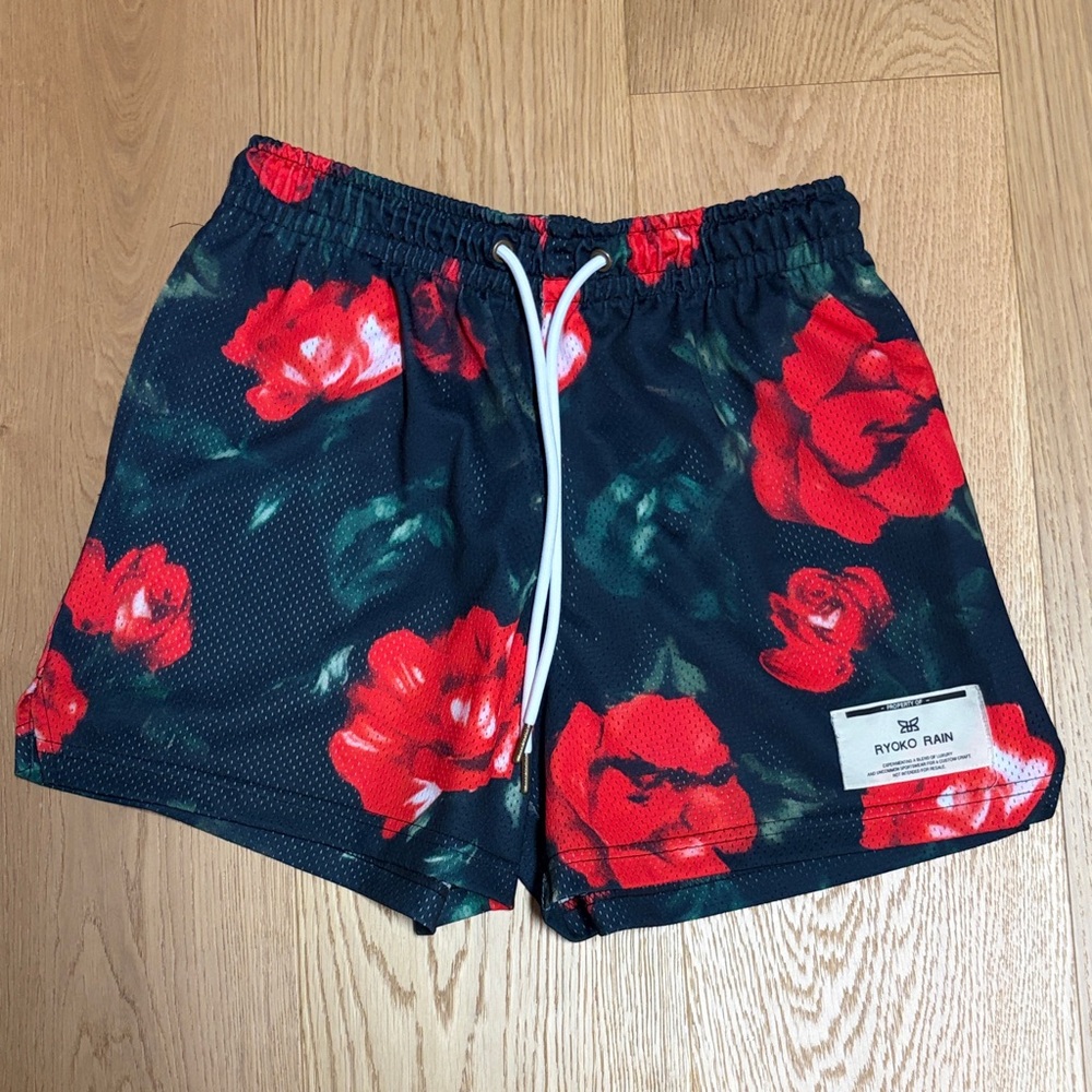 Ryoko Rain Black Floral Men's Mesh Shorts with Red Rose Print